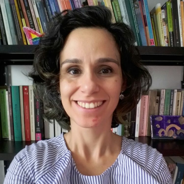 Profile picture of Flávia Ferreira Pires