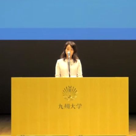 GYA member Yoko Shimpuku opens the 2022 International Conference of Young Scientists